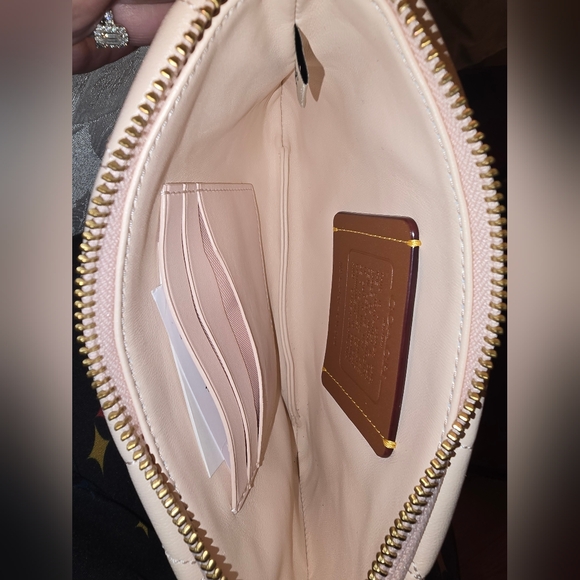 COACH CW580 Blush Pink Quilted Leather Pouch Clutch Wristlet NWT *NO Chain Strap - Picture 8 of 13